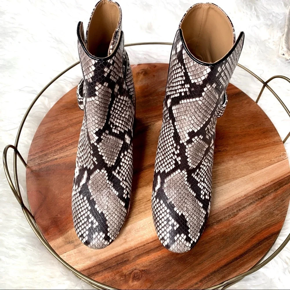 NEW TORY BURCH KIRA 70MM Bootie Stamped Snake Printed Leather Ankle size 6.5